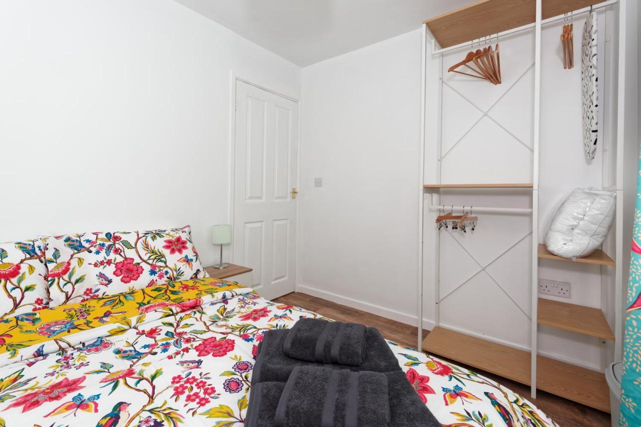 Modern, But Cosy Appartement Queensbury